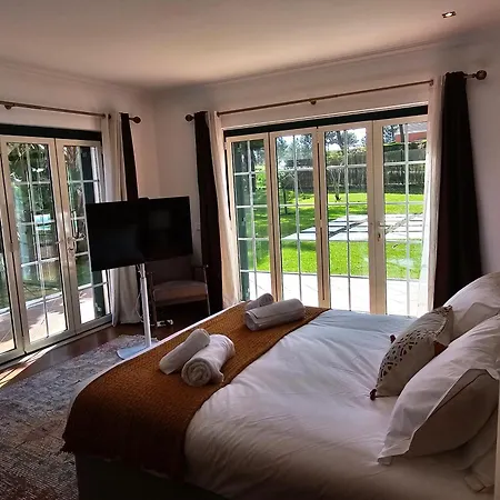 Charming Jarros Private Pool & Golf Villa Aroeira (Setubal)