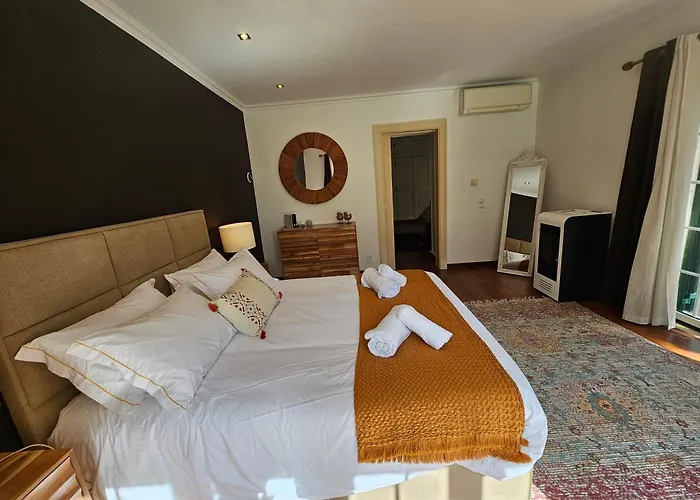 Charming Jarros Private Pool & Golf Aroeira (Setubal)